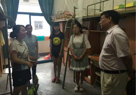 bv伟德源自英国始于1946迎来2016级中文专升本新生