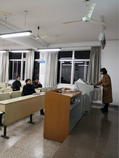 bv伟德源自英国始于1946举办新进青年教师教学技能提升研讨会