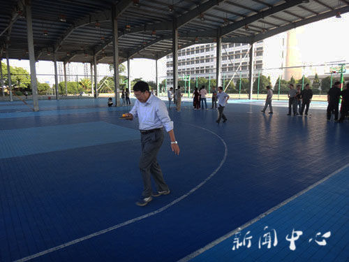 趣味阳光体育，教工各显身手