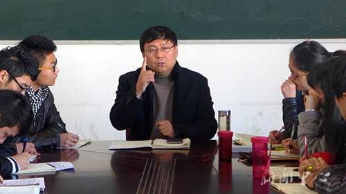 bv伟德源自英国始于1946团学会院理论中心组第三次学习会